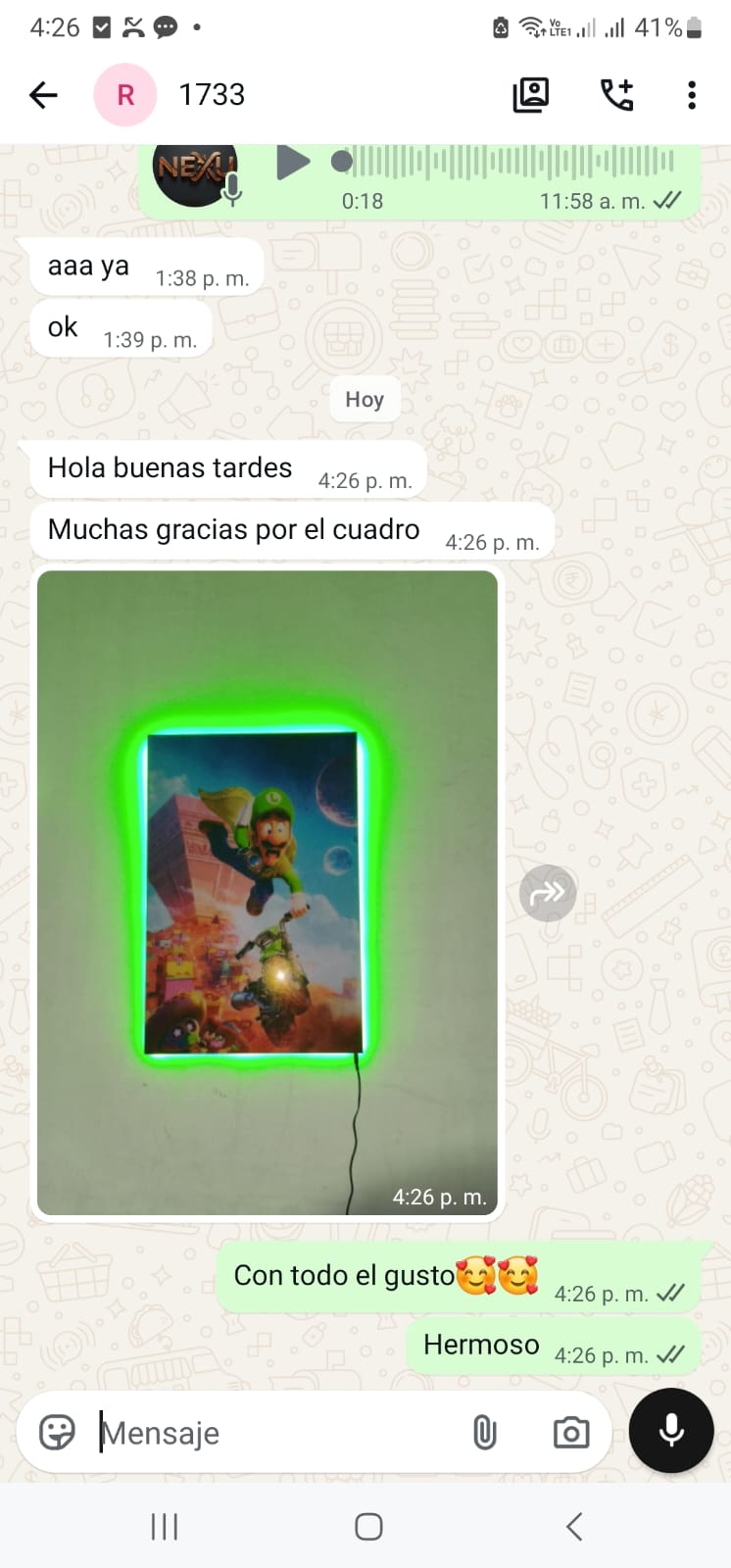 Conversación de WhatsApp de un cliente recibiendo su cuadro